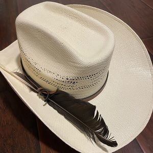 Cowboy hat, beige fits size 7, Made in Mexico